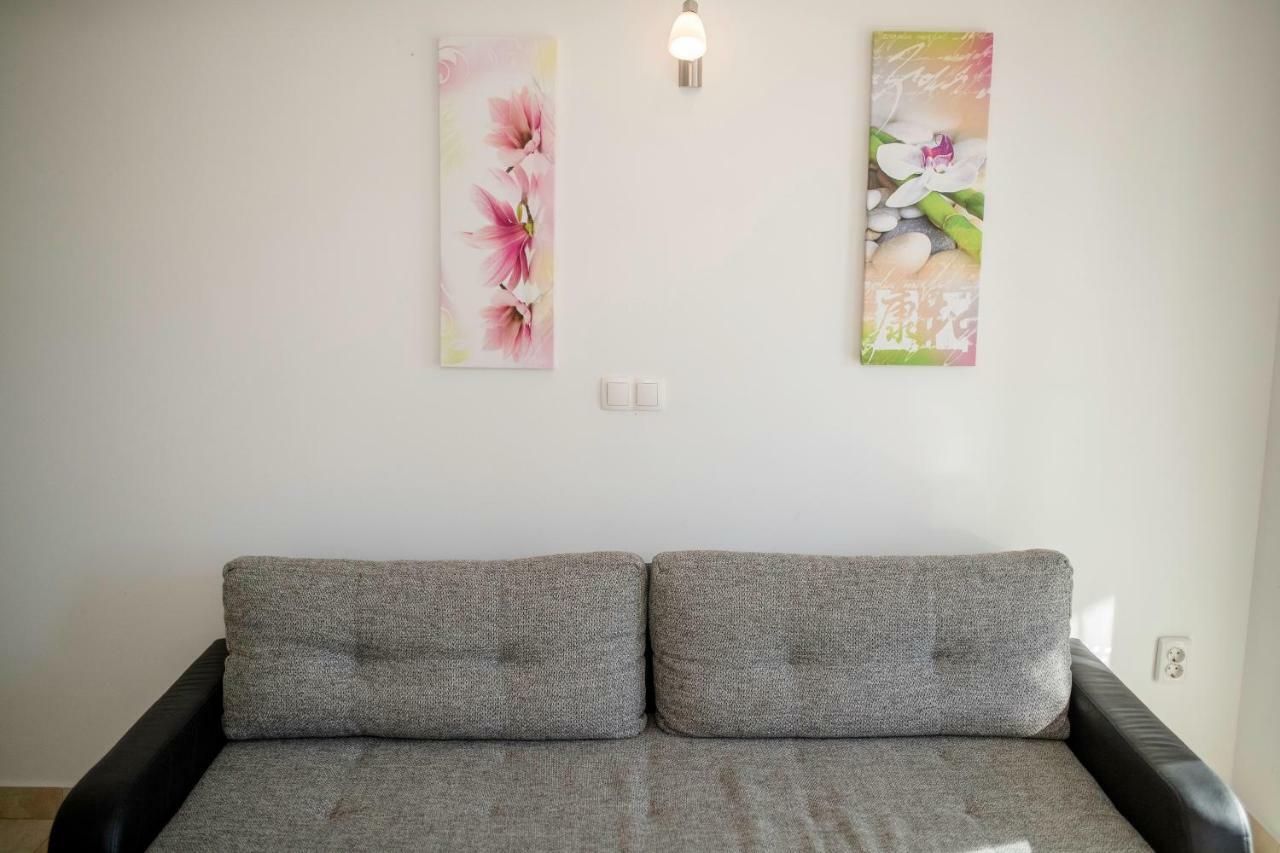 Lili Rab Apartment ราบ ภายนอก รูปภาพ