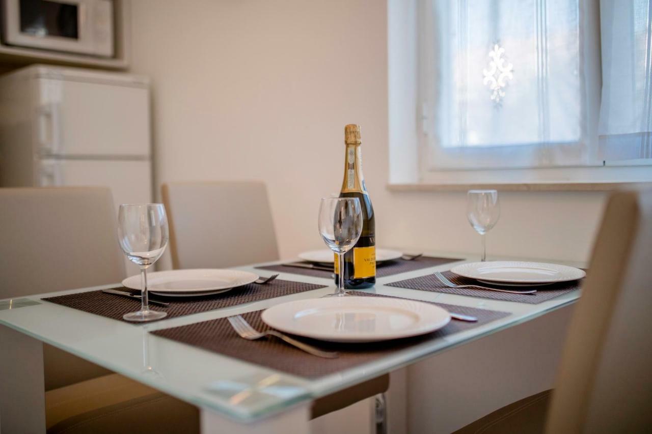 Lili Rab Apartment ราบ ภายนอก รูปภาพ
